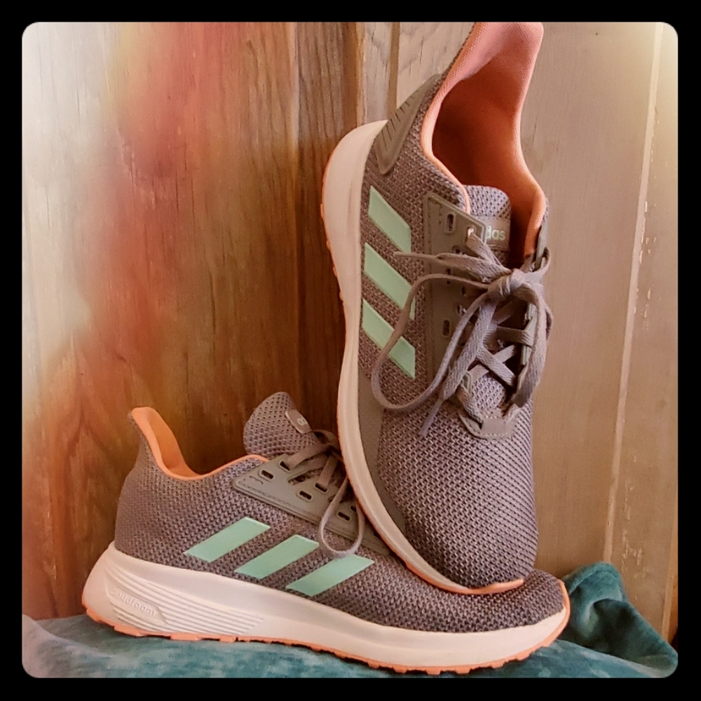 Adidas tennis shoes